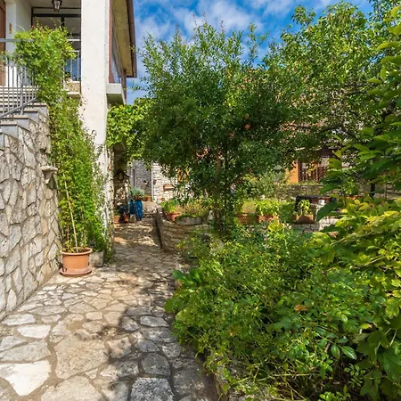 Apartman In With Kitchen Umag
