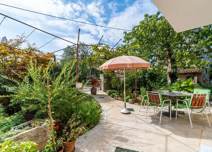 In With Kitchen Apartman