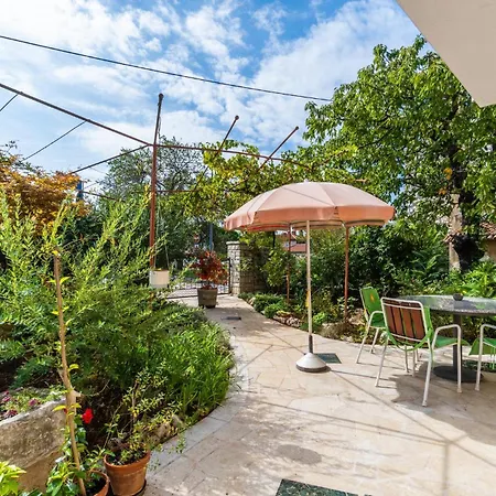 In With Kitchen 아파트